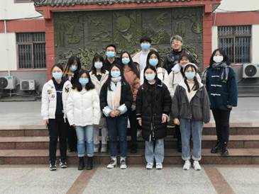 有备而来团队合照